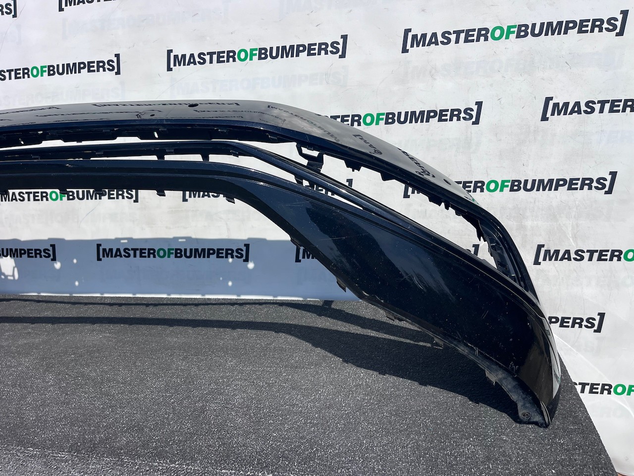 VW Passat Sel Evo B8 Lift 2020-2024 Front Bumper 4 Pdc No Jets Genuine [v581]