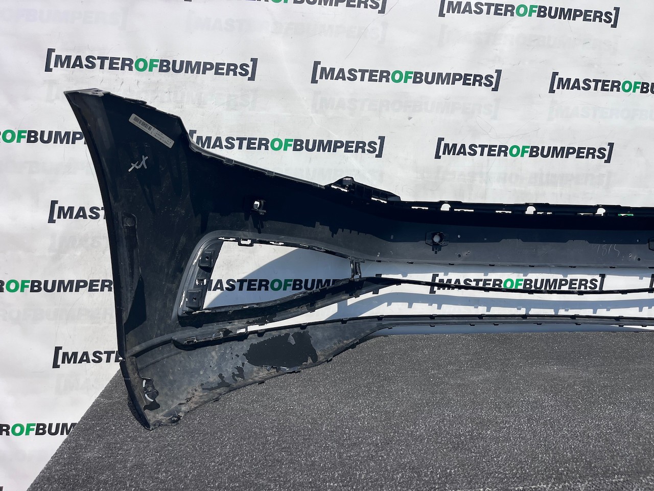 VW Passat Sel Evo B8 Lift 2020-2024 Front Bumper 4 Pdc No Jets Genuine [v581]