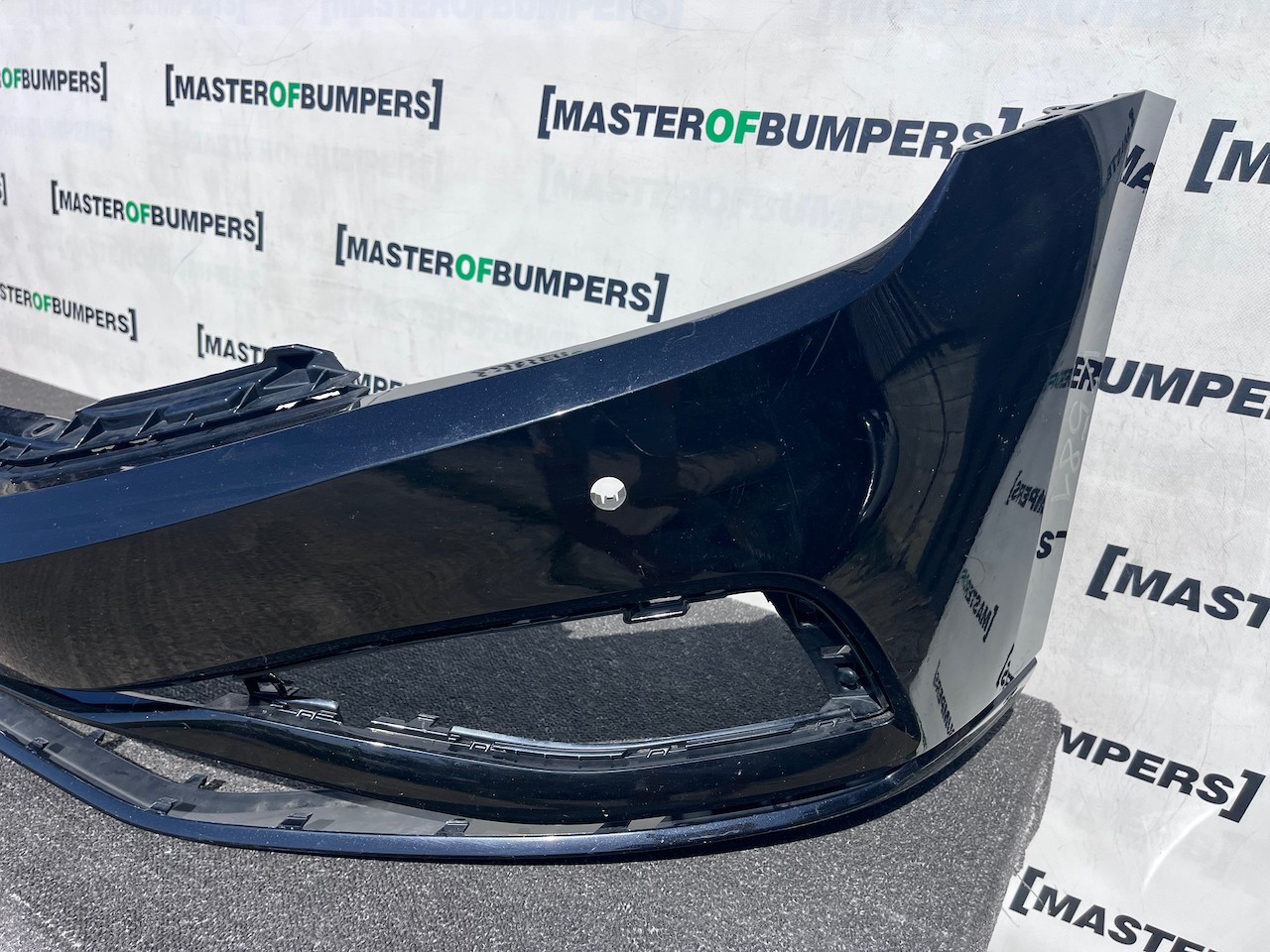 VW Passat Sel Evo B8 Lift 2020-2024 Front Bumper 4 Pdc No Jets Genuine [v581]