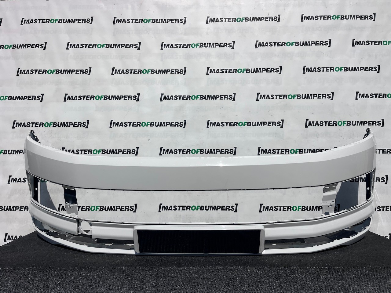 VW Transporter Caravelle T6 2016-2019 Front Bumper No Jets Genuine [v576]
