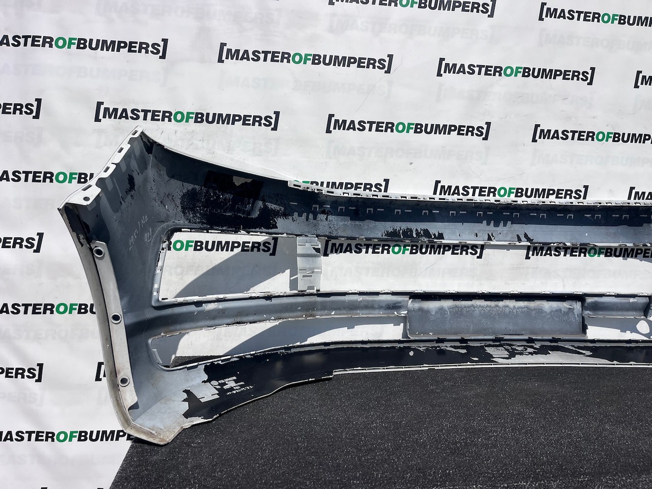 VW Transporter Caravelle T6 2016-2019 Front Bumper No Jets Genuine [v576]