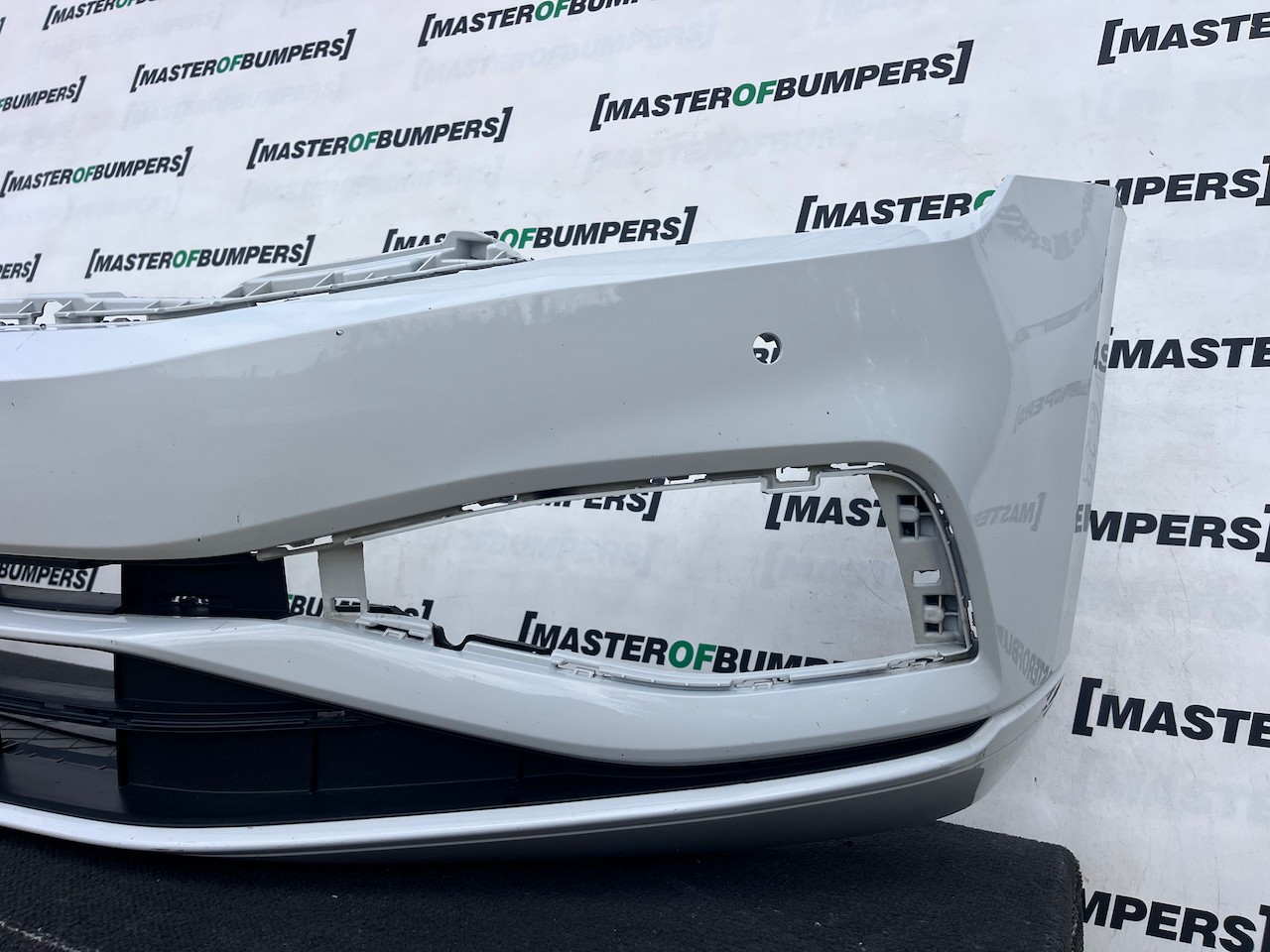 VW Passat Sel Evo B8 Lift 2020-2024 Front Bumper 4 Pdc No Jets Genuine [v629]
