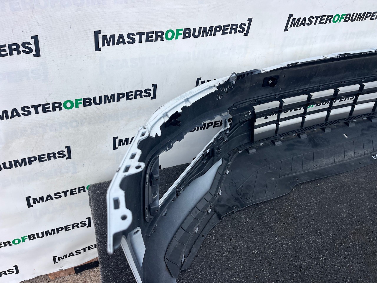 VW Passat Sel Evo B8 Lift 2020-2024 Front Bumper 4 Pdc No Jets Genuine [v629]