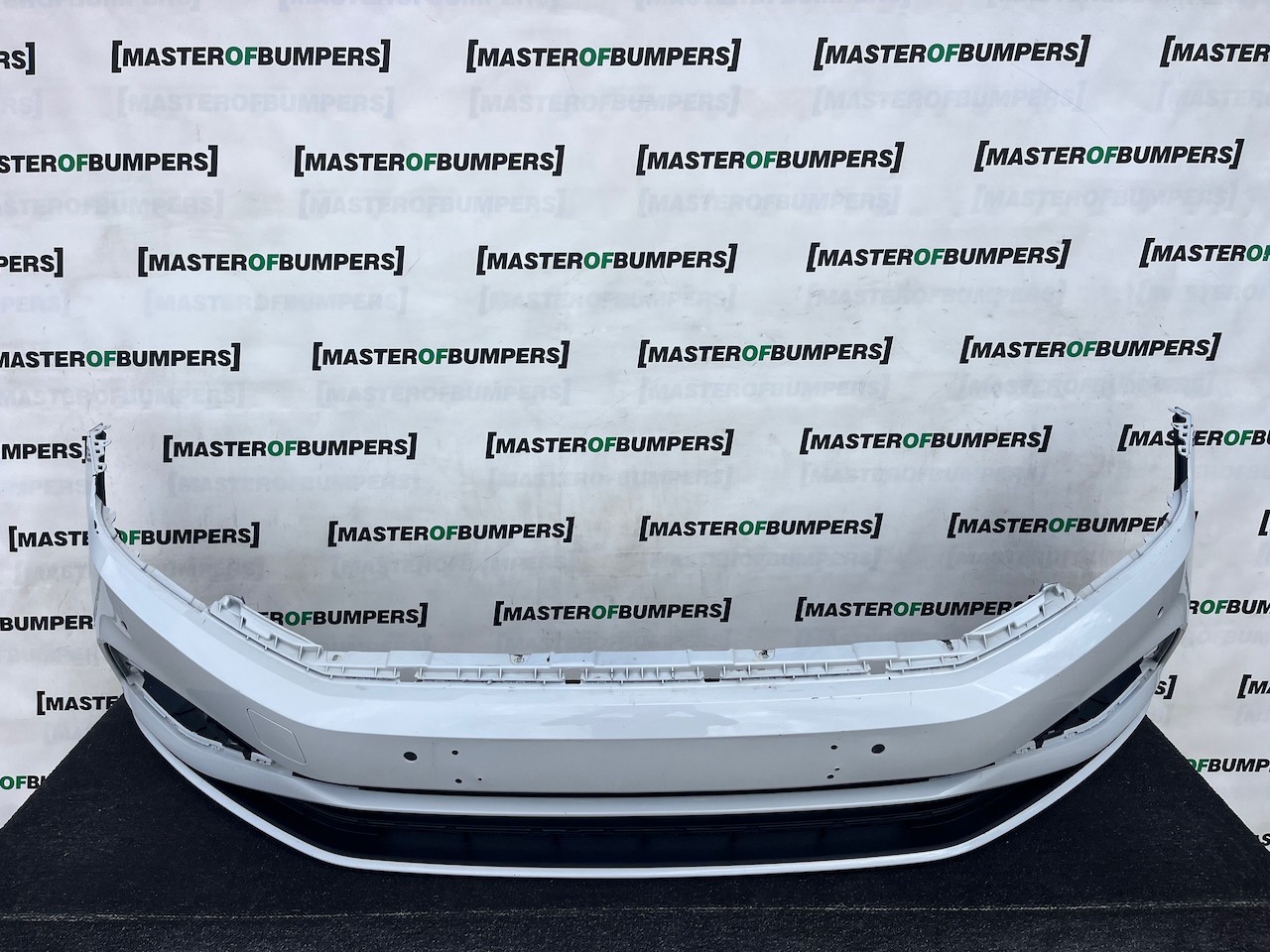 VW Passat Sel Evo B8 Lift 2020-2024 Front Bumper 4 Pdc No Jets Genuine [v629]