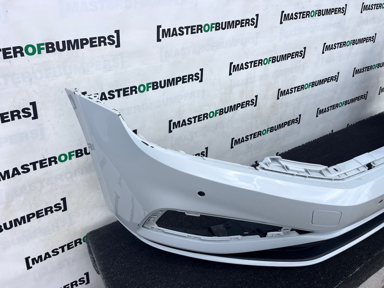 VW Passat Sel Evo B8 Lift 2020-2024 Front Bumper 4 Pdc No Jets Genuine [v629]