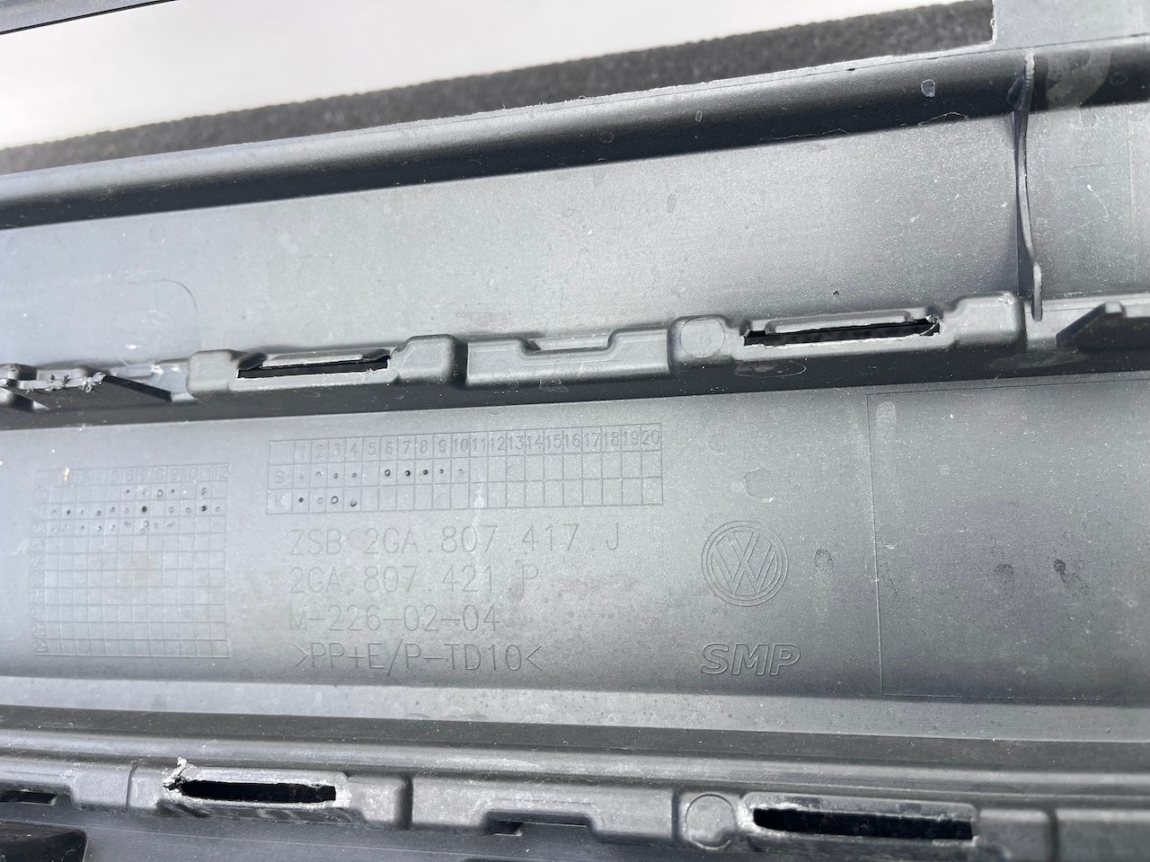 VW T-roc Troc R-line Lift Hatchback 2022-2025 Rear Bumper 6 Pdc Genuine [v640]