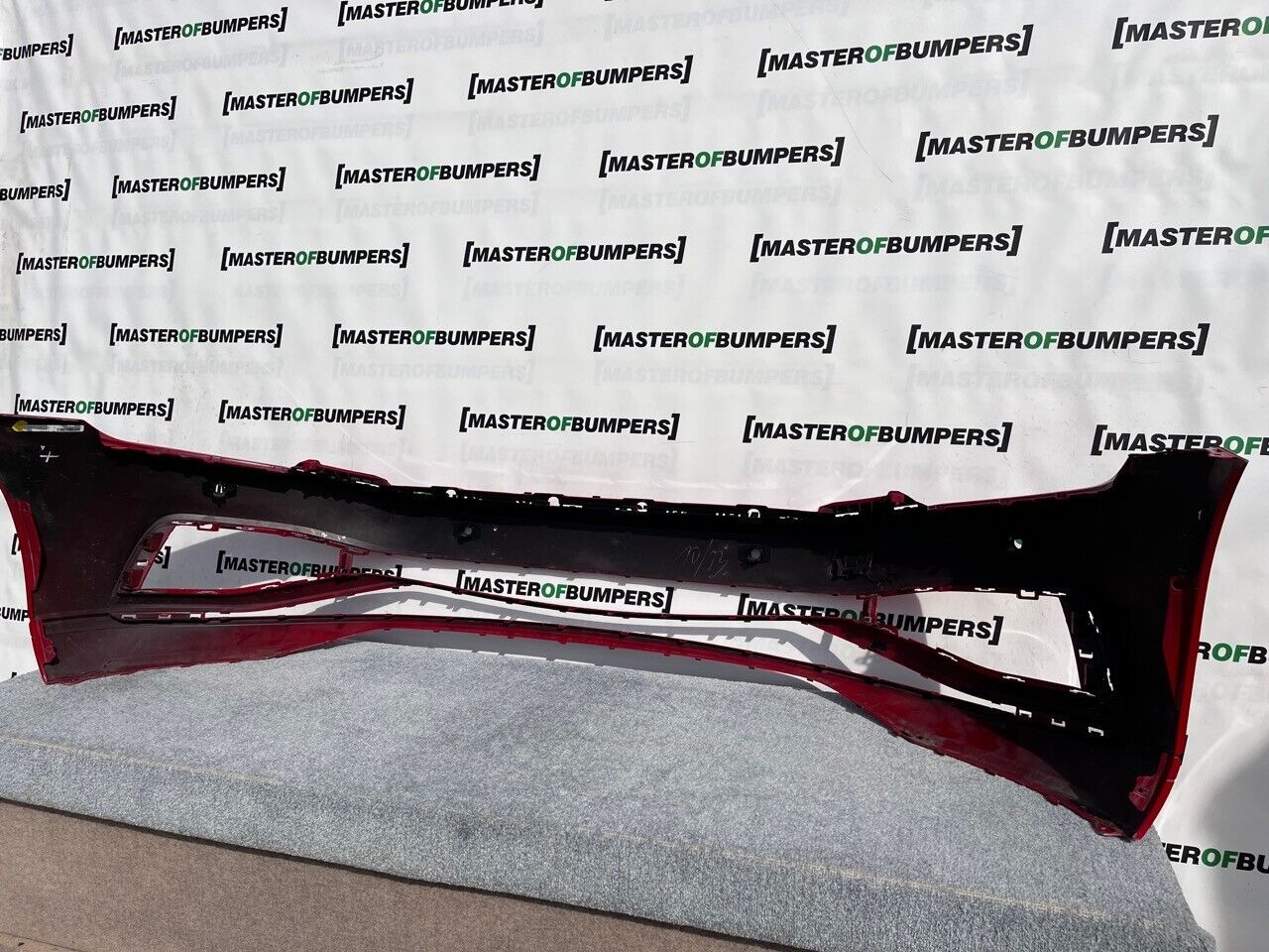 VW Passat Trendline Se B8 Lift 2020-2023 Front Bumper Red 4 Pdc Genuine [v612]