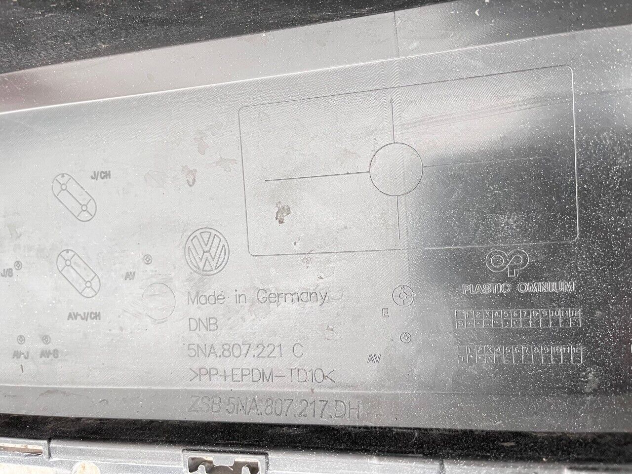 VW Tiguan Se Mk2 Face Lifting 2021-on Front Bumper In Primer Genuine [v659]