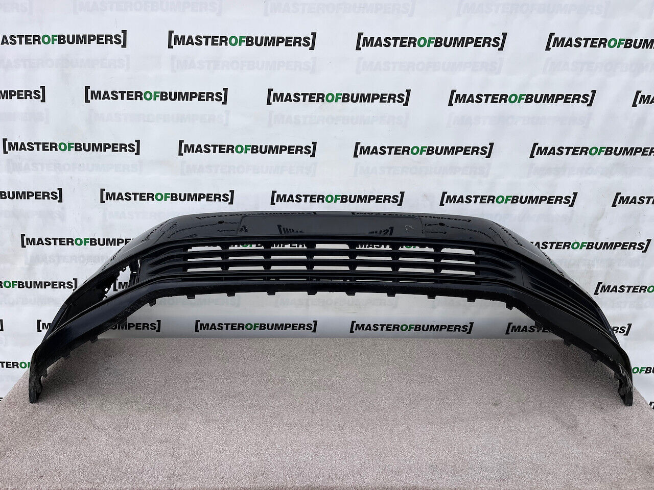 VW Touran Mk2 Bluemotion 2015-2021 Front Bumper Black 4 Pdc Genuine [v989]