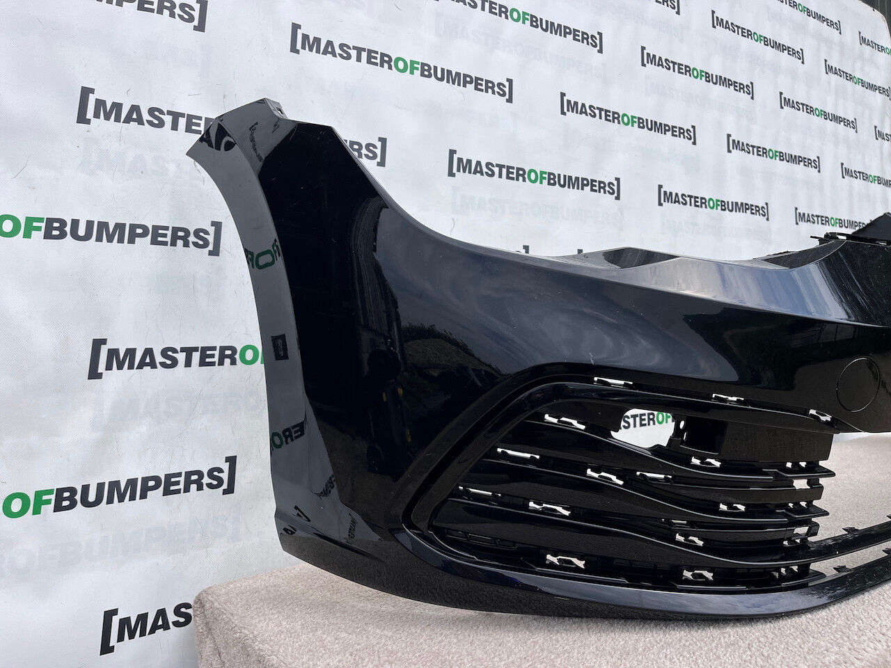 VW Golf Style Se Mk8 Hatchback 2020-2024 Front Bumper Black Genuine [v63]