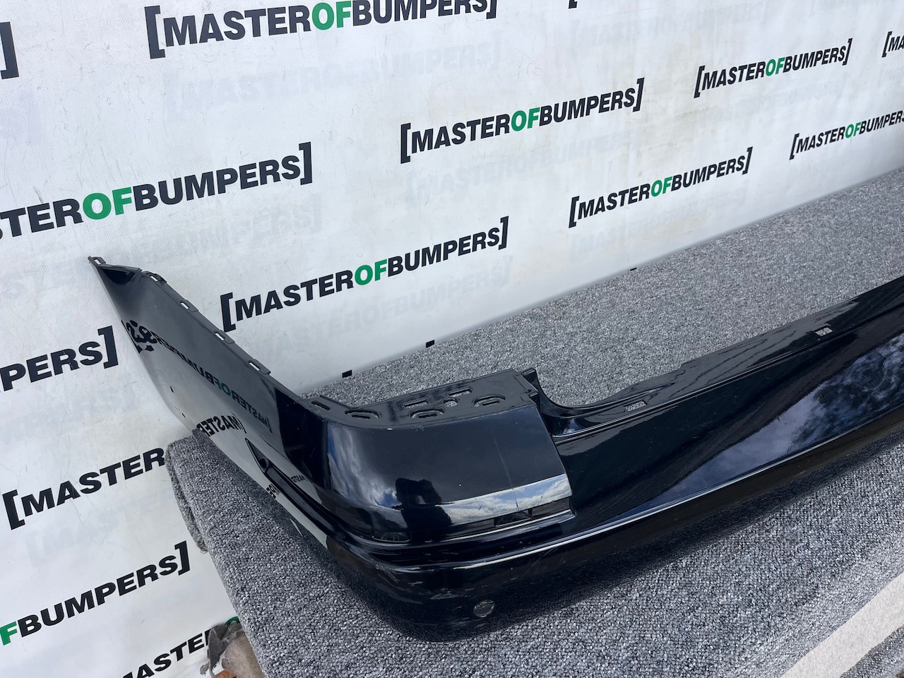 VW Transporter Caravelle T6 2017-2021 Rear Bumper 4 Pdc Genuine [v374]