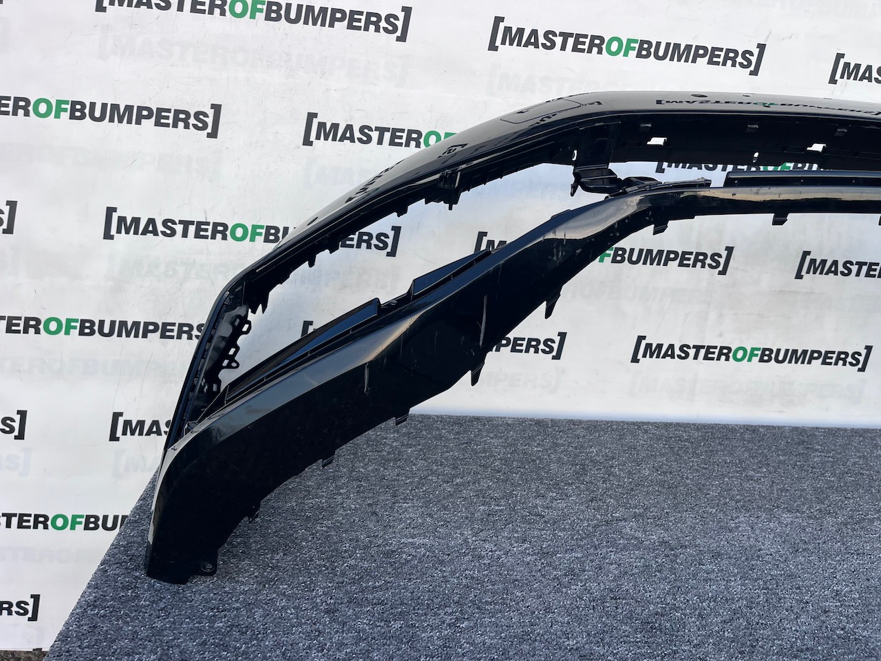 VW Passat R Line Gte B8 Lift 2020-2024 Front Bumper 4 Pdc No Jets Genuine [v438]