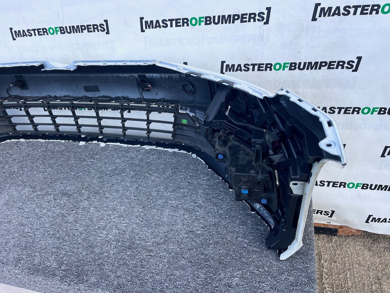 VW Golf Style Mk7.5 Lift Hatch 2017-2019 Front Bumper 4 Pdc Jets Genuine [v419]