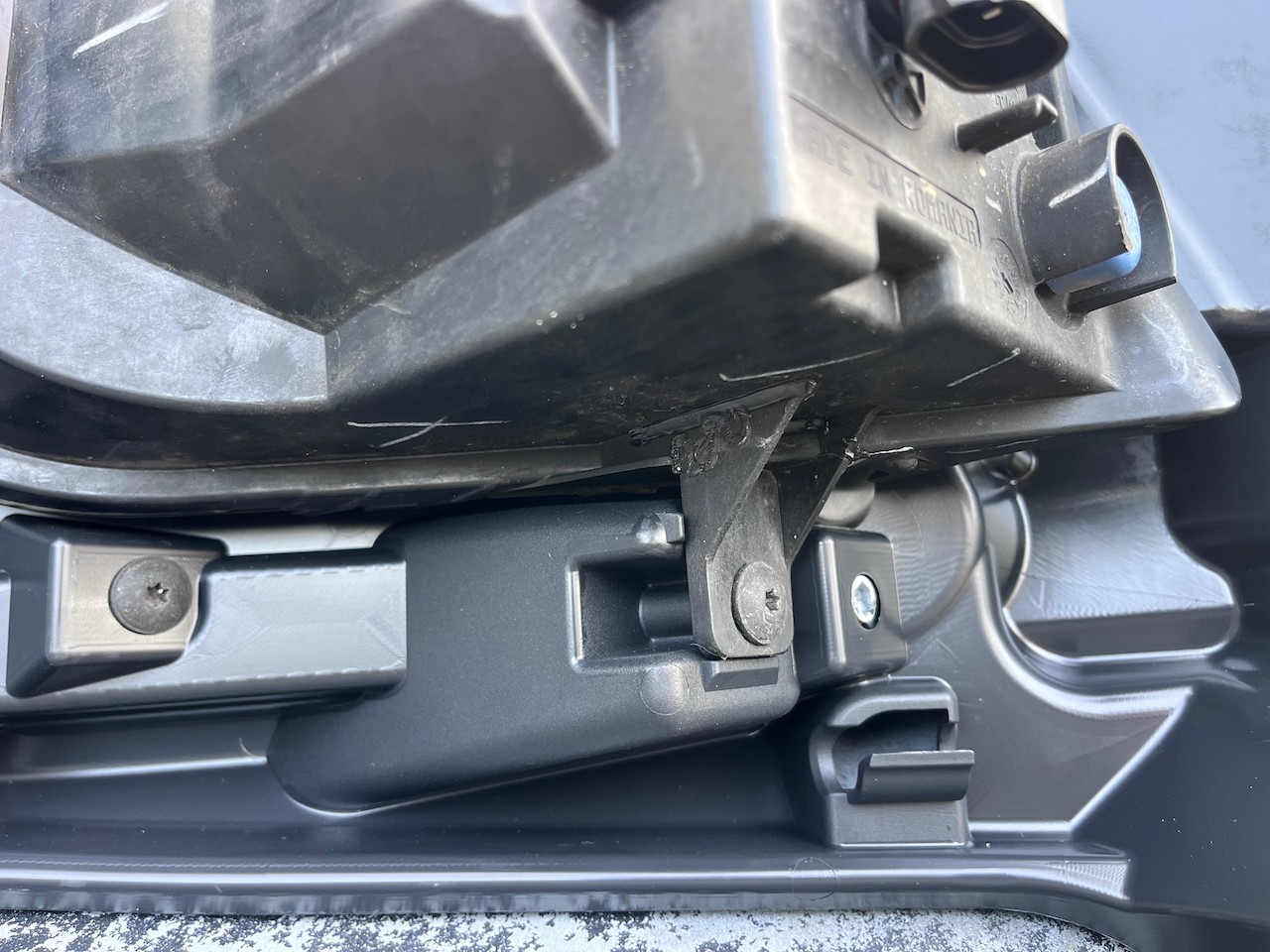 VW Golf Style Mk7.5 Lift Hatch 2017-2019 Front Bumper 4 Pdc Jets Genuine [v419]