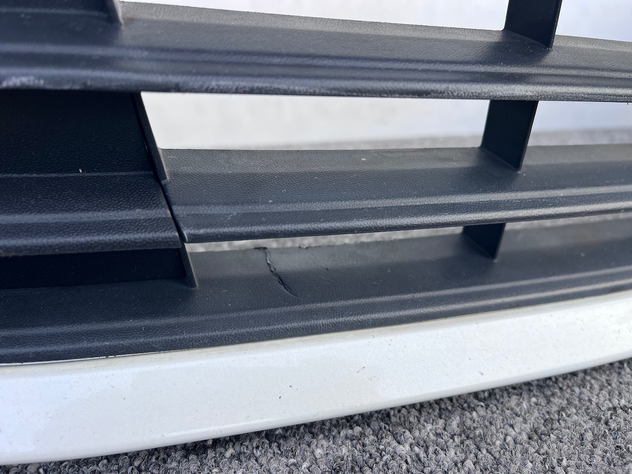 VW Golf Style Mk7.5 Lift Hatch 2017-2019 Front Bumper 4 Pdc Jets Genuine [v419]