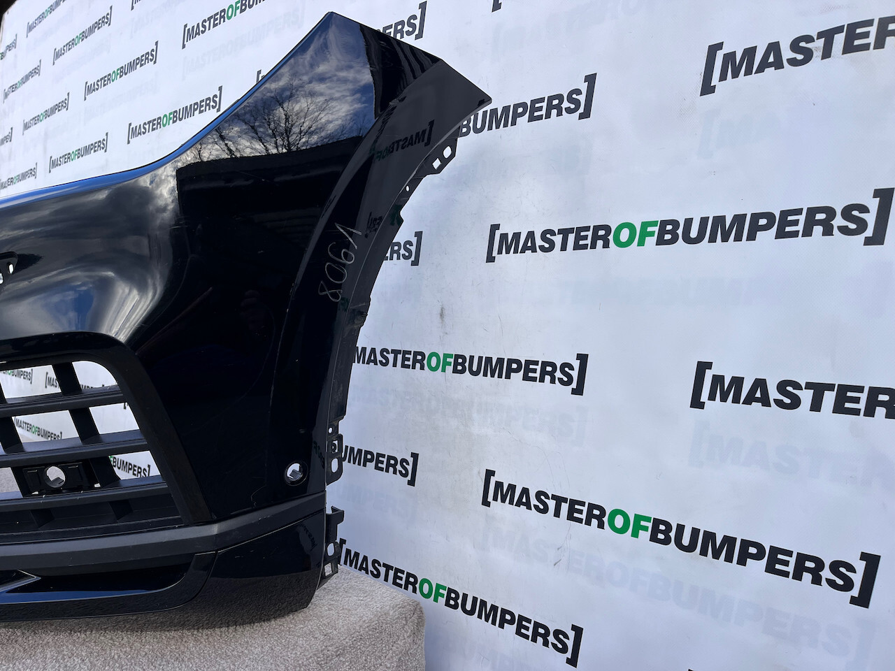 VW Touareg Sel Tdi V6 Mk3 2019-2023 Front Bumper 6 Pdc +jets Genuine [v908]