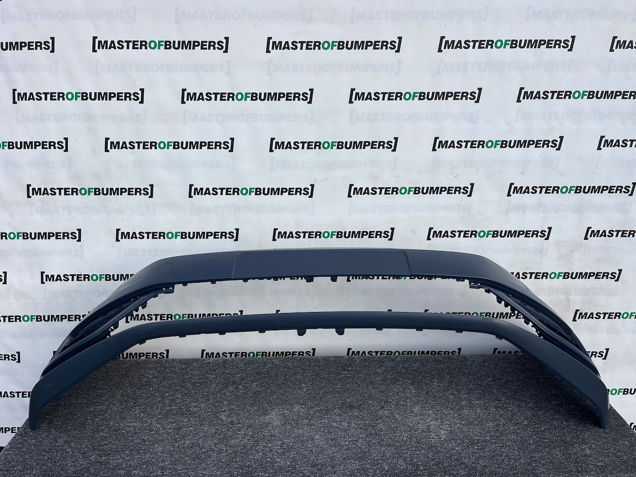 VW Golf Style Mk7.5 Lift Hatch 2017-2019 Front Bumper No Pdc Genuine [v483]