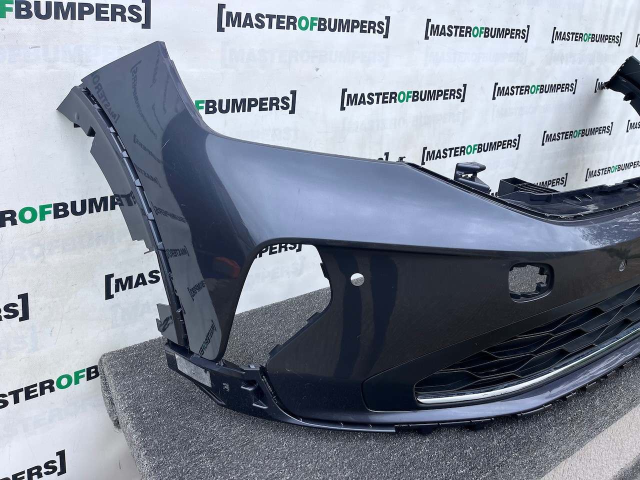 VW Taigo Life Sportback 2022-2026 Front Bumper Pdc Genuine [v528]