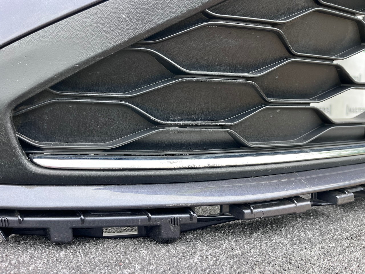 VW Taigo Life Sportback 2022-2026 Front Bumper Pdc Genuine [v528]