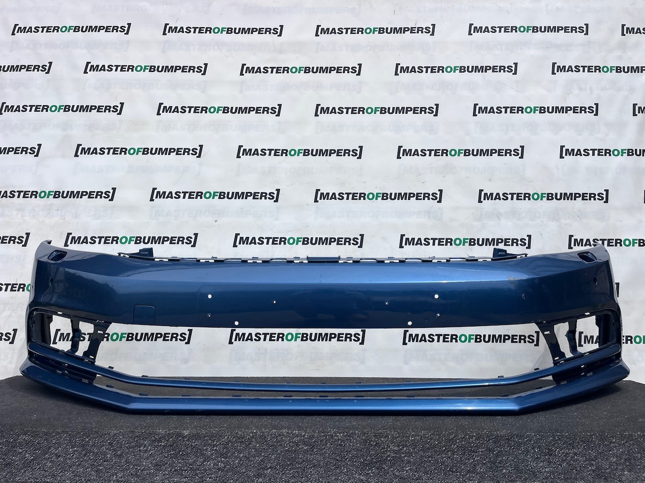 VW Jetta Highline Mk6 Lift 2014-2017 Front Bumper 4 Pdc + Jets Genuine [v555]