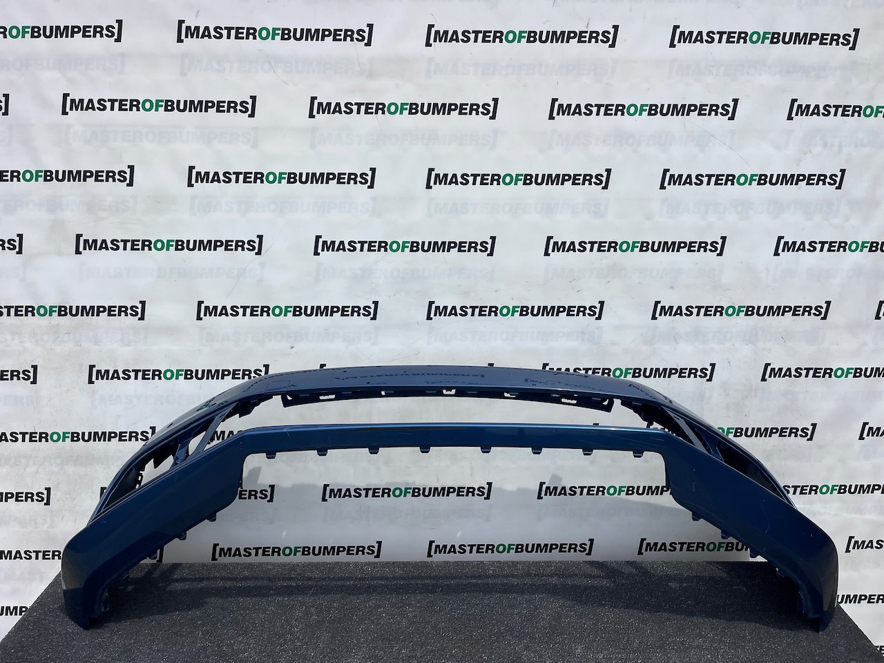 VW Jetta Highline Mk6 Lift 2014-2017 Front Bumper 4 Pdc + Jets Genuine [v555]