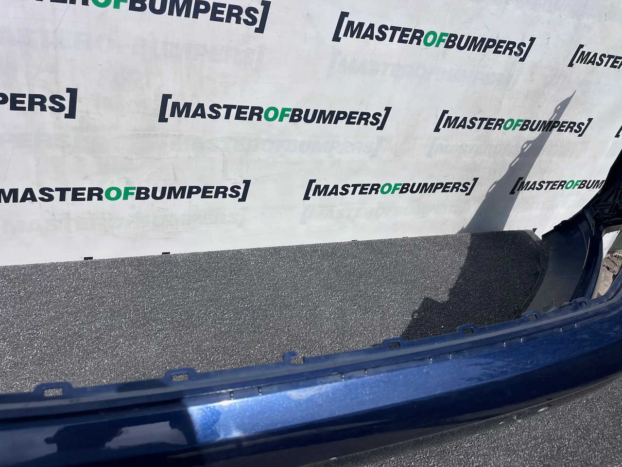 VW Passat Sel Evo B8 2015-2019 Front Bumper 4 Pdc No Jets Genuine [v557]