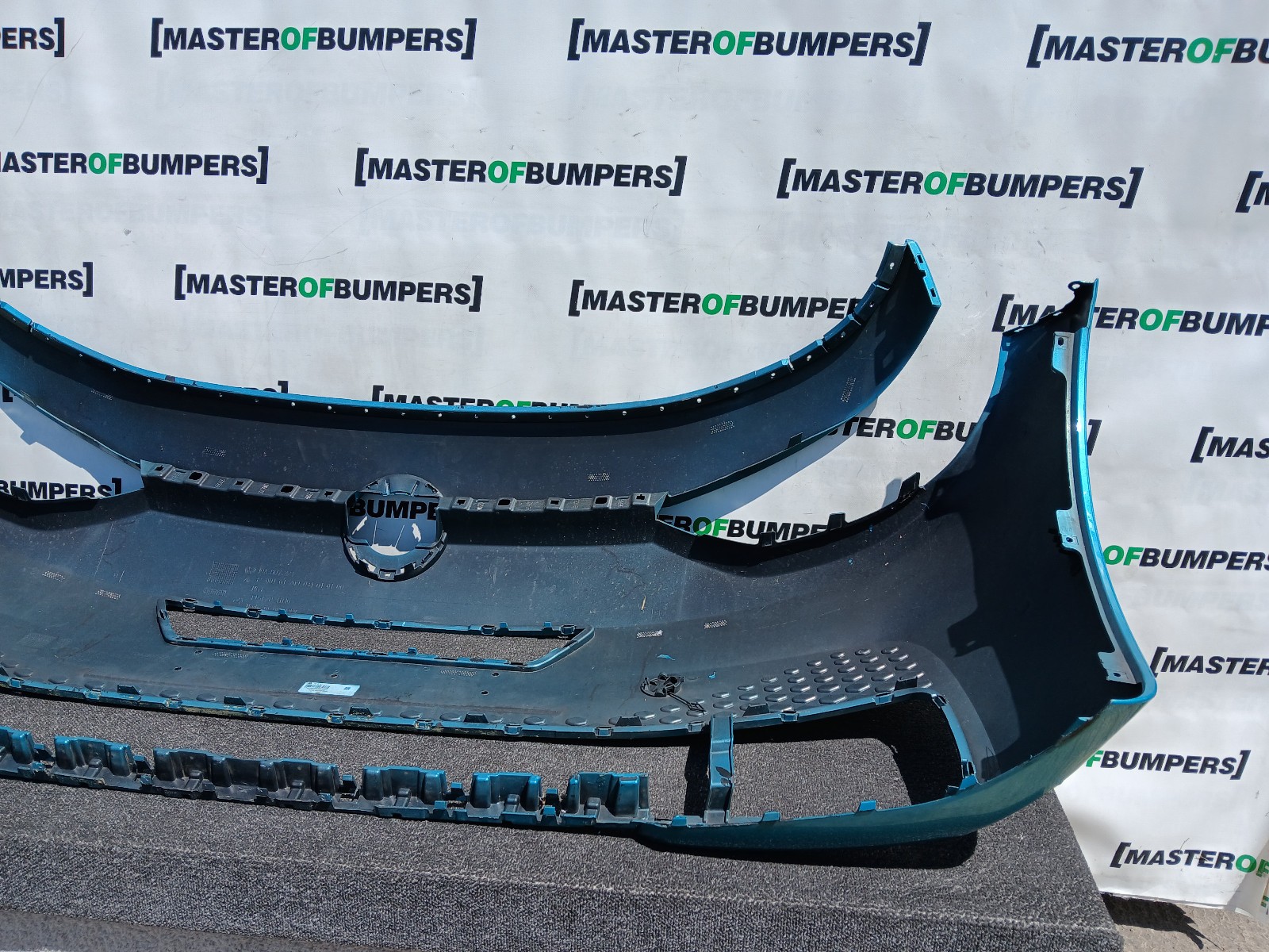VW Id3 Id.3 Ev Hatchback 2020-2024 Front Bumper 6 Pdc Genuine [v564]