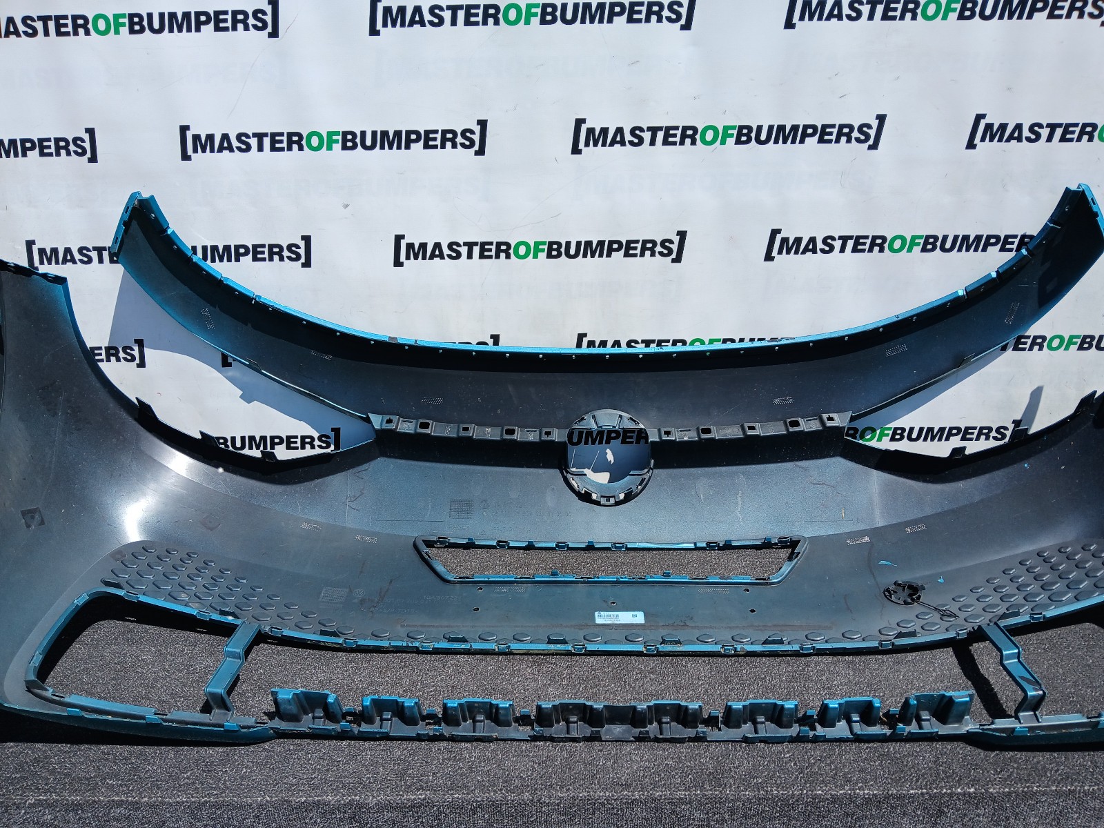 VW Id3 Id.3 Ev Hatchback 2020-2024 Front Bumper 6 Pdc Genuine [v564]