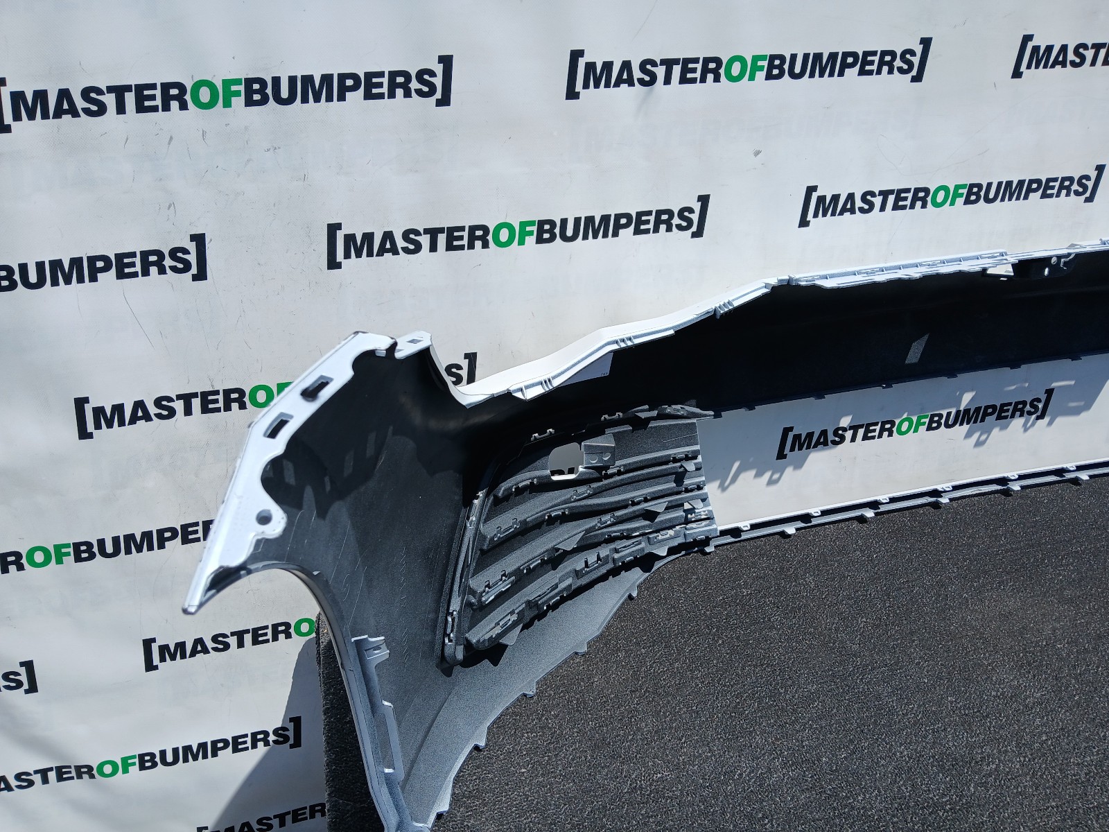 VW Golf Style Mk8 Hatchback 2020-2024 Front Bumper 4 Pdc Genuine [v569]