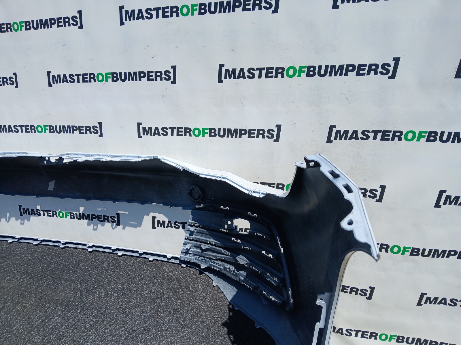 VW Golf Style Mk8 Hatchback 2020-2024 Front Bumper 4 Pdc Genuine [v569]