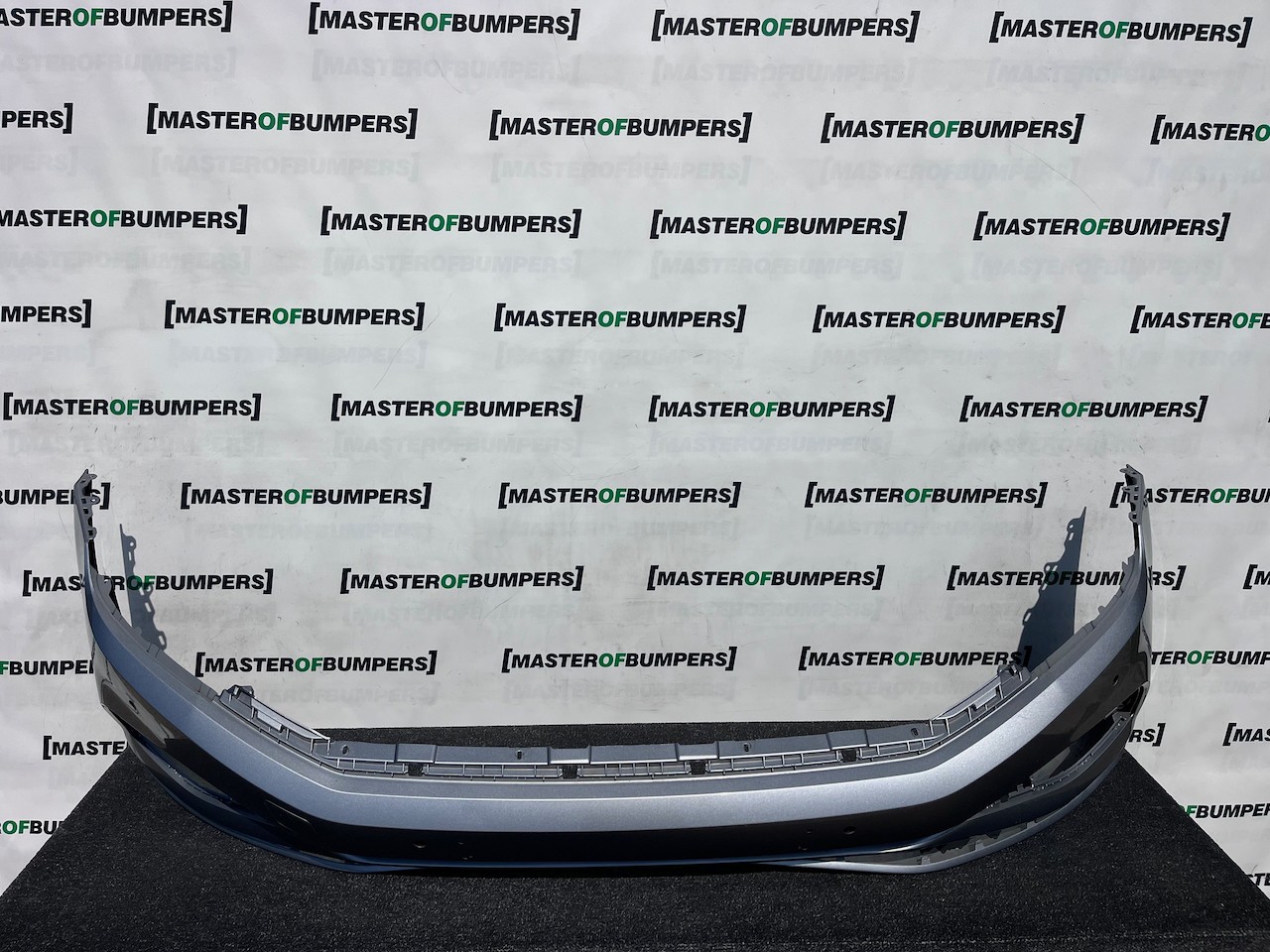 VW Passat Sel Evo B8 Lift 2020-2024 Front Bumper 4 Pdc No Jets Genuine [v582]