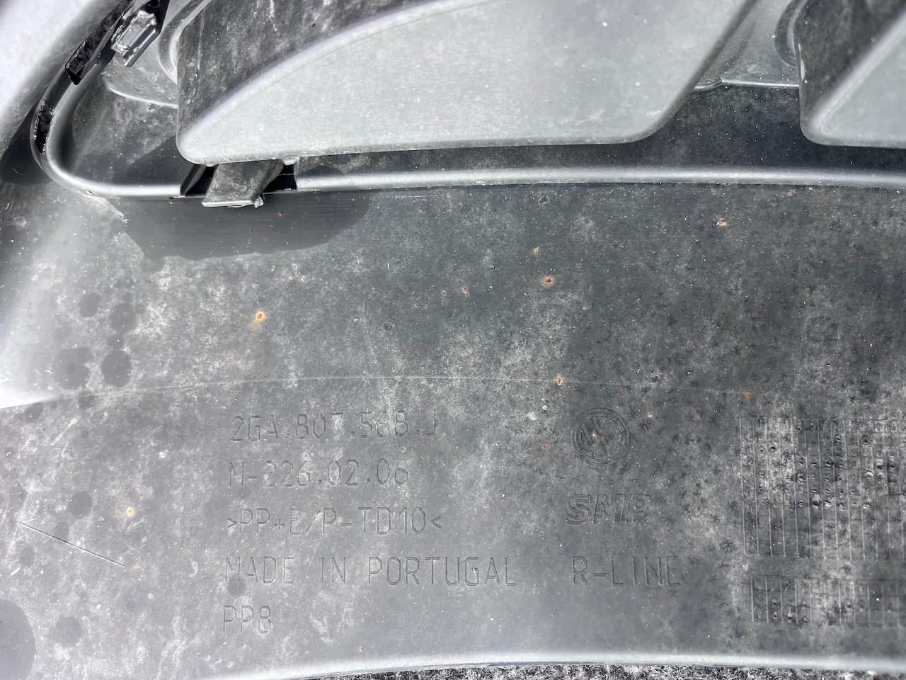 VW T-roc Troc R-line Lift Hatchback 2022-2025 Rear Bumper 6 Pdc Genuine [v641]