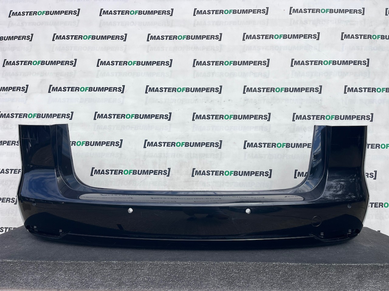 VW Touran Highline Se Mk2 Mpv 2011-2014 Rear Bumper 6 Pdc Genuine [v637]