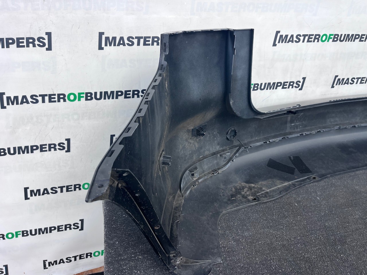 VW Touran Highline Se Mk2 Mpv 2011-2014 Rear Bumper 6 Pdc Genuine [v637]