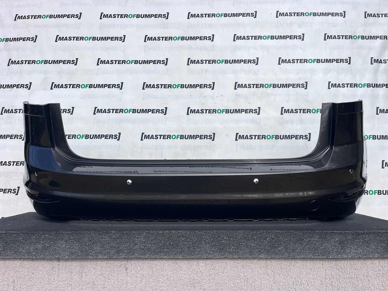VW Golf Sv Sportsvan Hatchback 2014-2017 Rear Bumper 4 Pdc Genuine [v638]