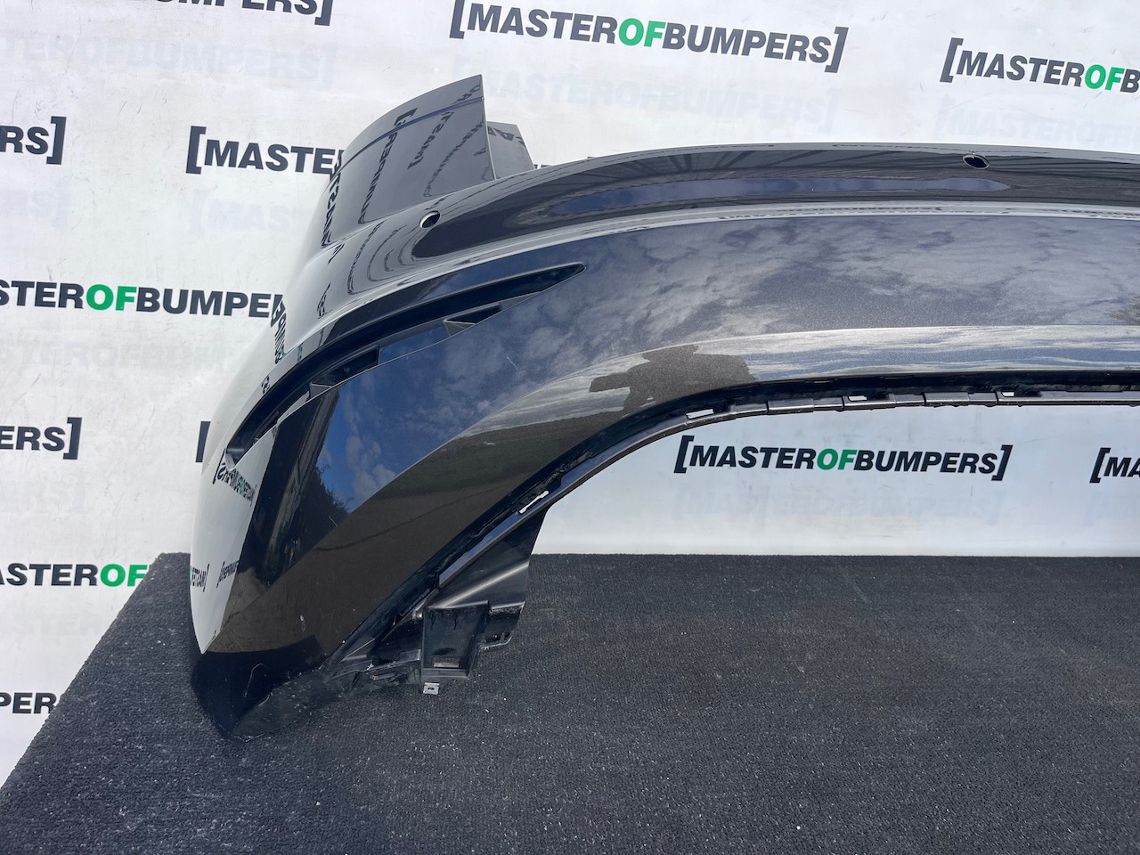 VW Golf Sv Sportsvan Hatchback 2014-2017 Rear Bumper 4 Pdc Genuine [v638]