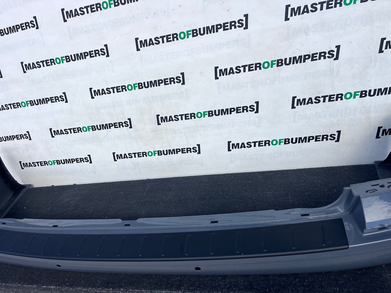 VW Transporter Caravelle T6 2017-2022 Rear Bumper 4 Pdc Genuine [v635]