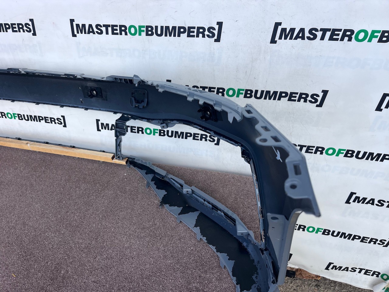 VW Passat Gte R-line B8 Lift Saloon 2020-2024 Front Bumper 4 Pdc Genuine [v657]