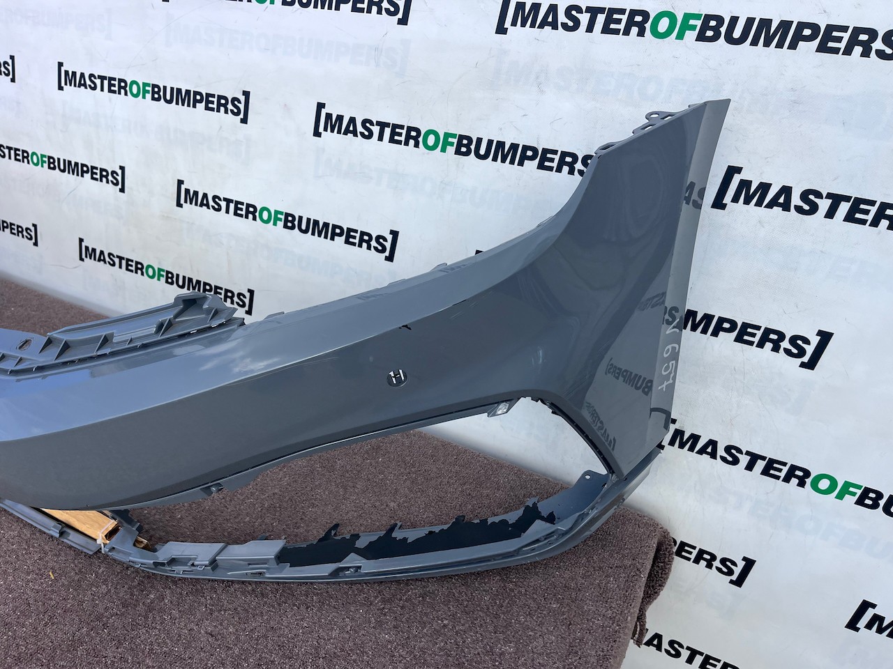 VW Passat Gte R-line B8 Lift Saloon 2020-2024 Front Bumper 4 Pdc Genuine [v657]