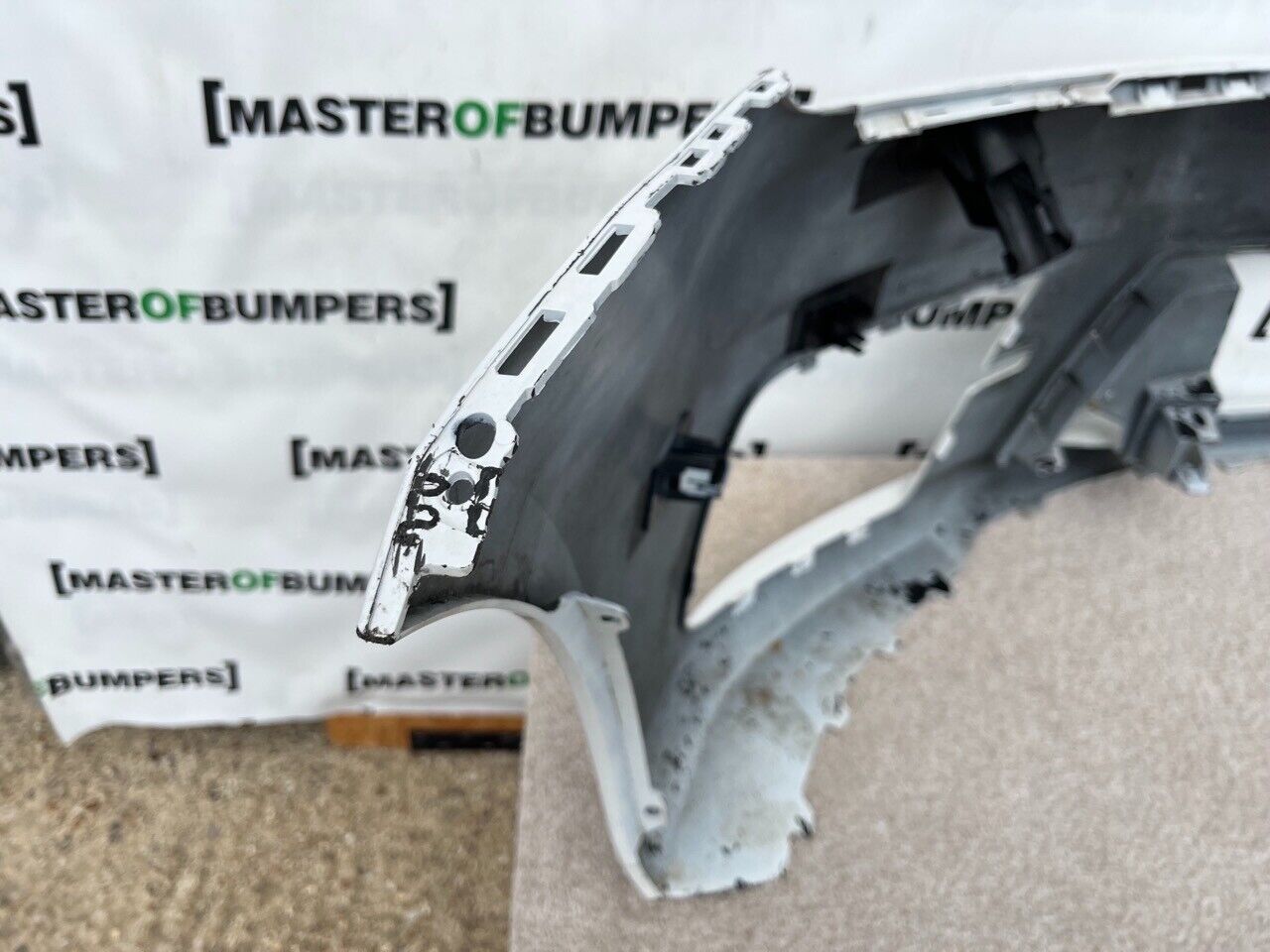 VW Caddy Passenger Short And Max 2015-19 Front Bumper 6 Pdc +jets Genuine [v818]