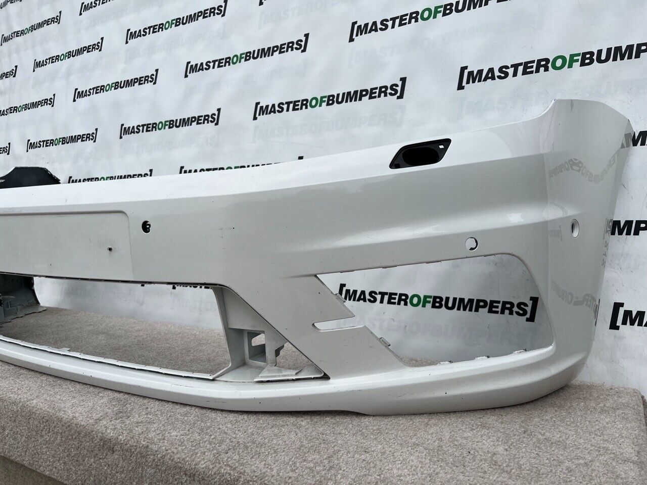 VW Caddy Passenger Short And Max 2015-19 Front Bumper 6 Pdc +jets Genuine [v818]