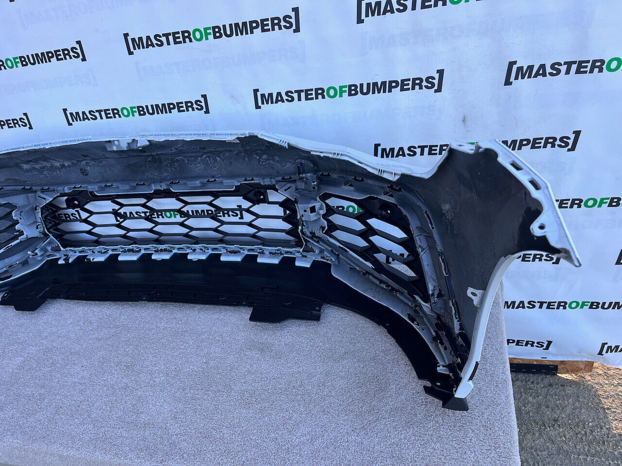 VW Golf Gti Gtd Clubsport Mk8 2020-on Front Bumper 4 Pdc Genuine [v896]