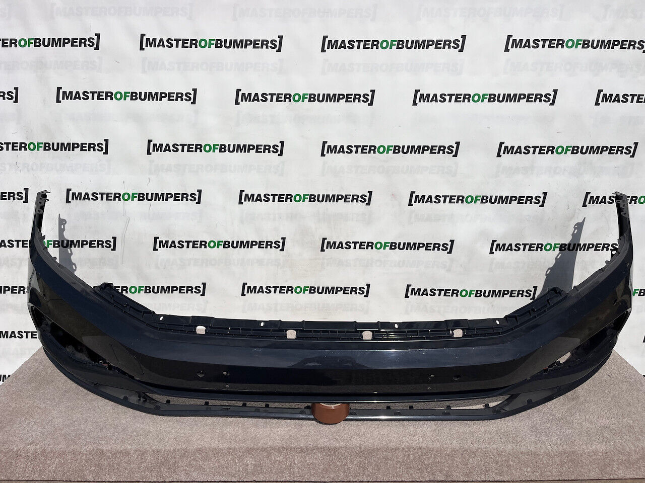 VW Passat Se Trendline Bluemotion B8 2020-2024 Front Bumper 4 Pdc Genuine [v90]
