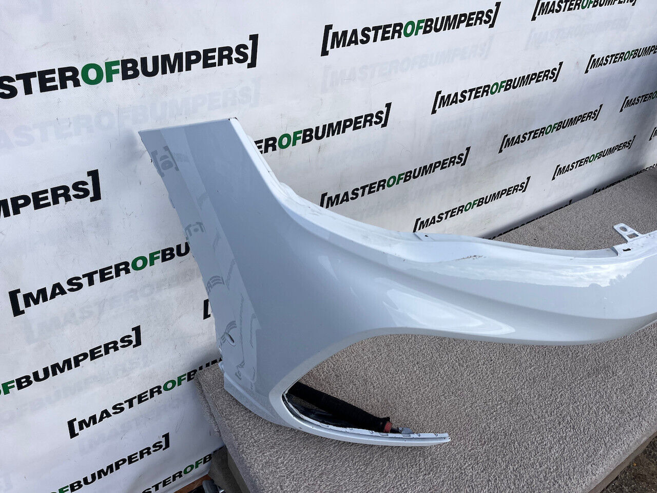 VW Tiguan R-line Mk3 Estate 2024-on Front Bumper White 6 Pdc Genuine [v190]