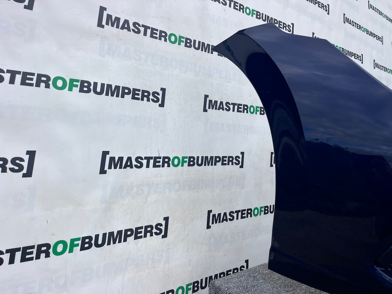 VW Golf Life Se Mk8 Hatchback Estate 2020-2023 Front Bumper 4 Pdc Genuine [v377]