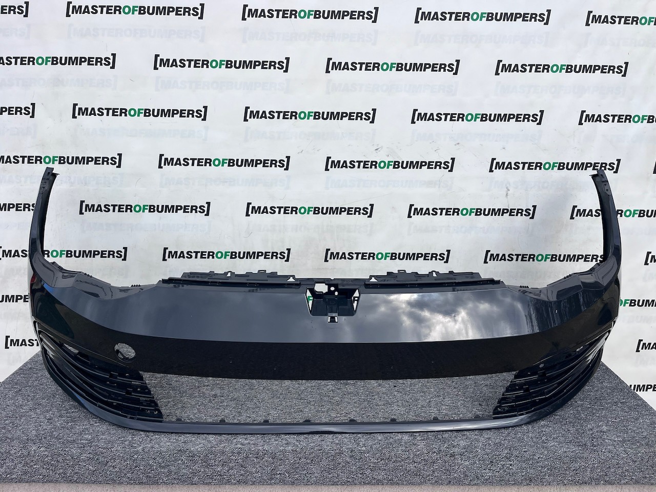 VW Golf Life Se Mk8 Hatchback Estate 2020-2023 Front Bumper 4 Pdc Genuine [v378]