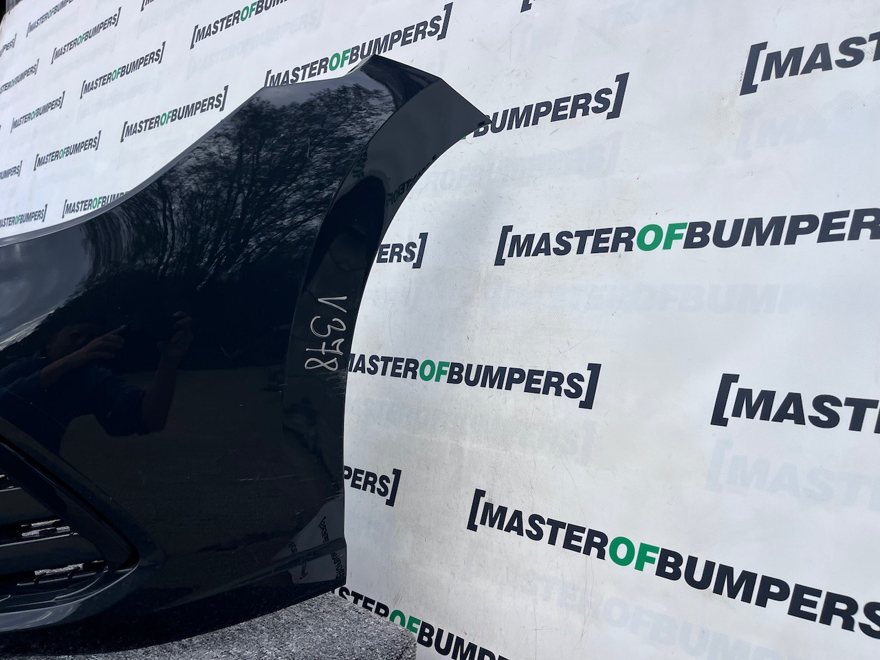 VW Golf Life Se Mk8 Hatchback Estate 2020-2023 Front Bumper 4 Pdc Genuine [v378]