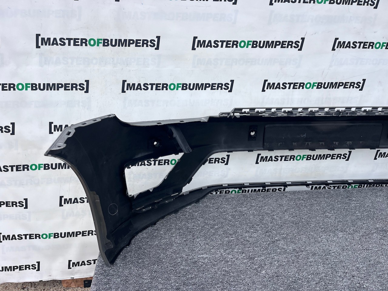 VW Golf Sv Sportsvan 2014-2017 Front Bumper 4 Pdc + Jets Genuine [v408]