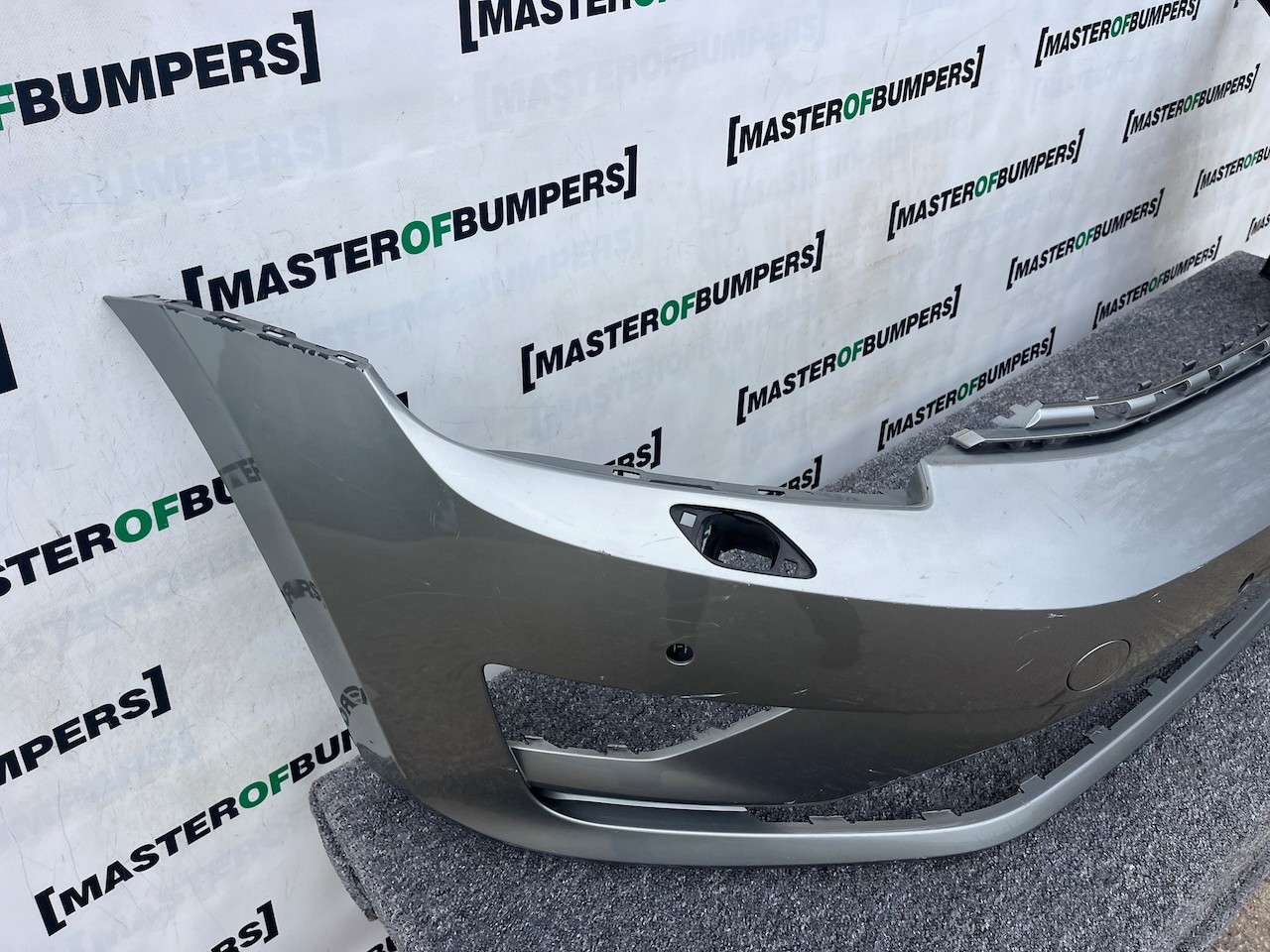 VW Golf Sv Sportsvan 2014-2017 Front Bumper 4 Pdc + Jets Genuine [v409]