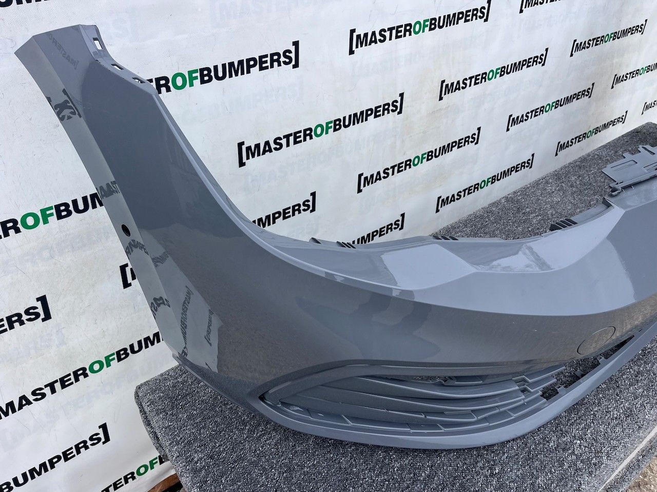 VW Golf Style Mk8 Hatchback Estate 2020-2023 Front Bumper 6 Pdc Genuine [v424]